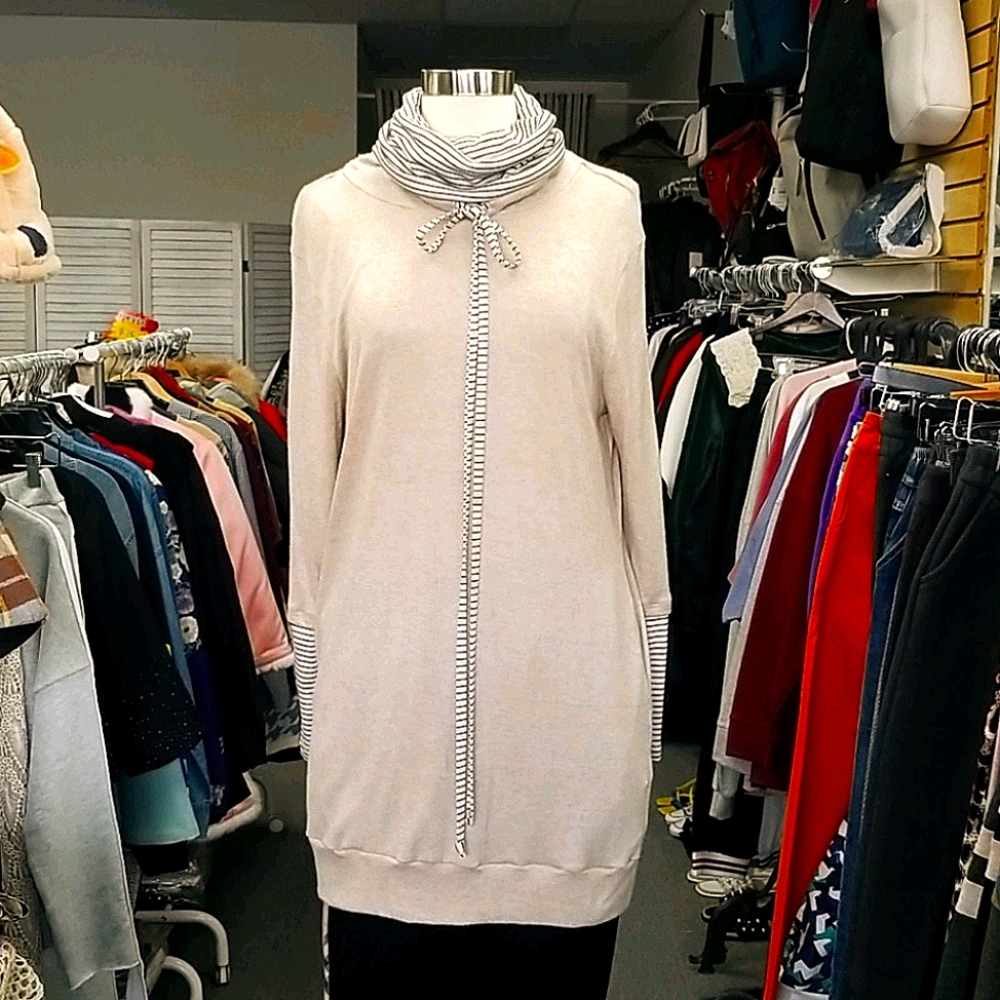 Cozy long sleeve turtle neck T